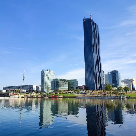 Center ! 3 Stops Away From The Center Of Vienna! Bagian luar foto